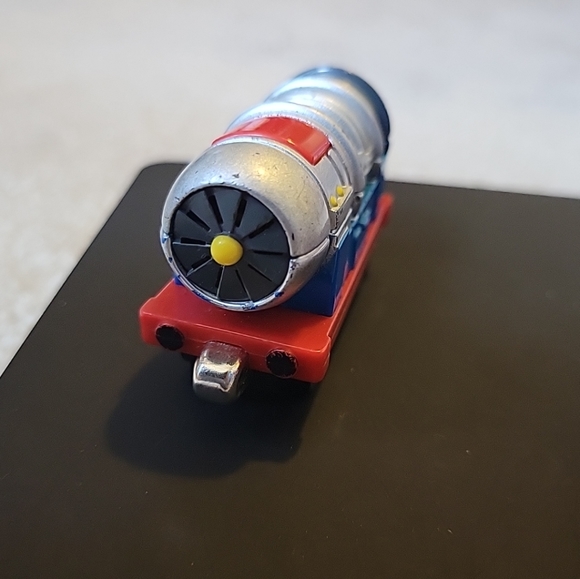 Thomas and Friends Jet Engine Lights and Sounds Take Along Diecast Metal Train - Picture 13 of 13